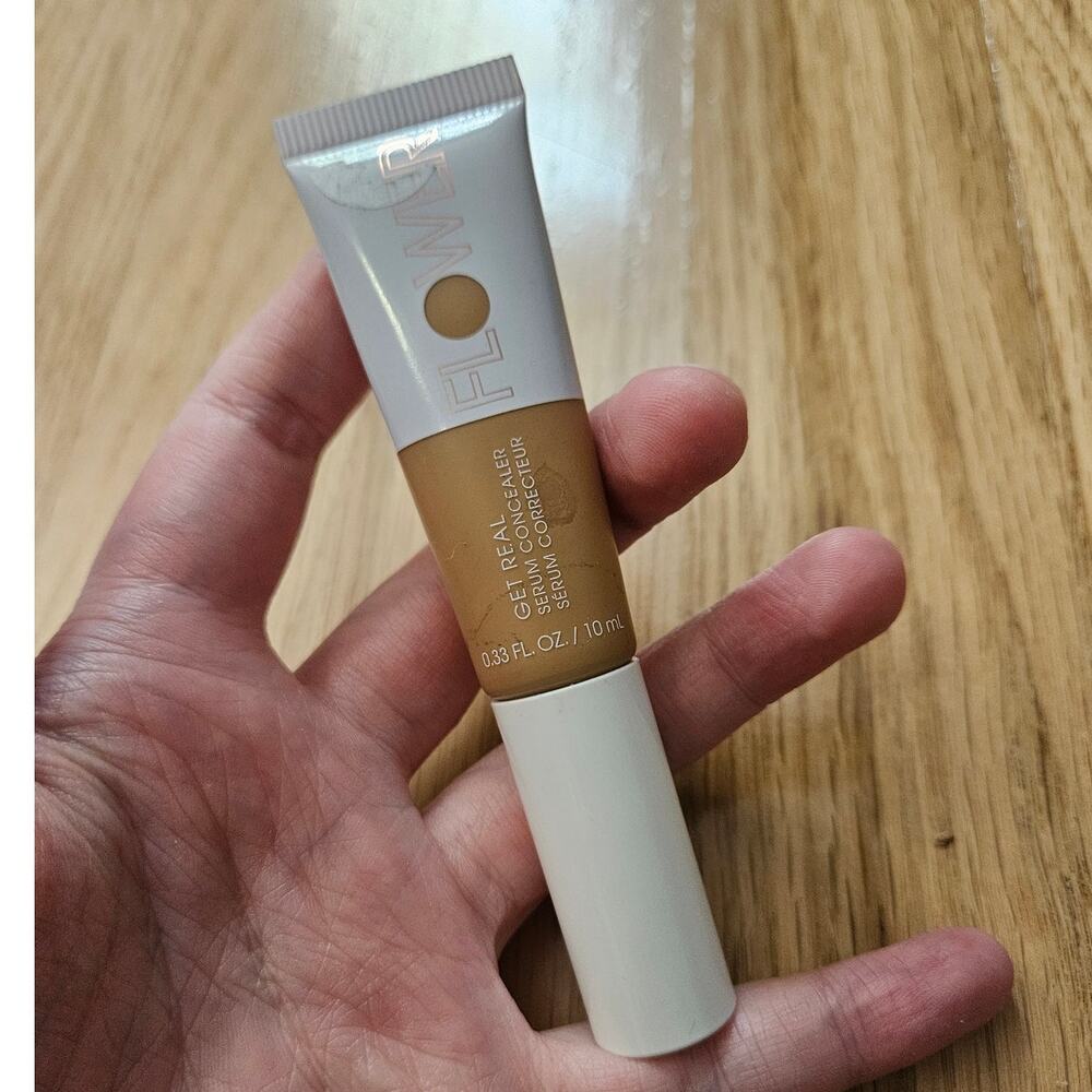 Flower Beauty Get Real Serum Concealer MEDIUM DEEP ~ Buildable Coverage ~ NEW